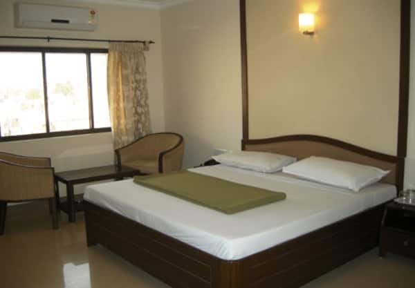 Gayathri Hotel, Tirupur 5